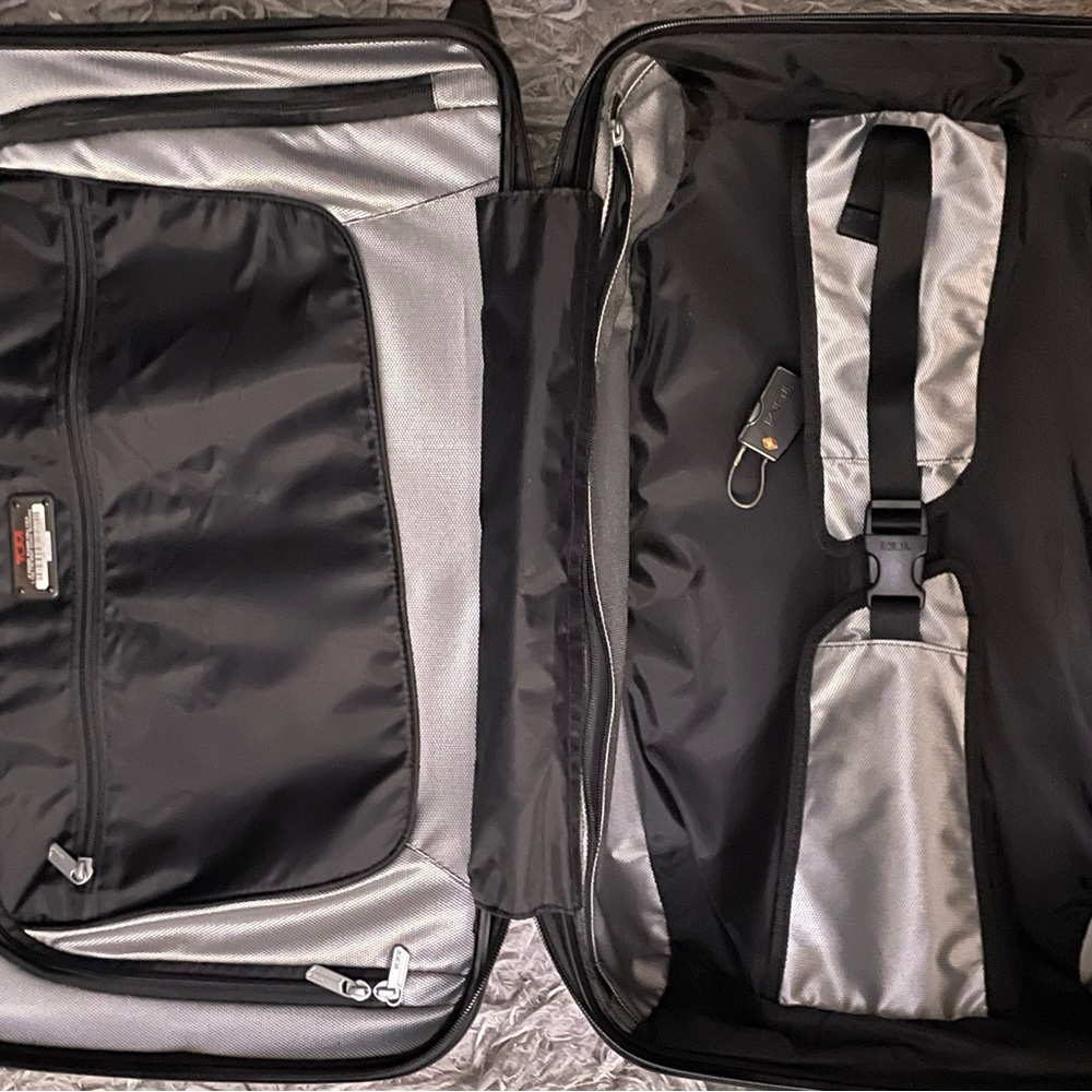 Tumi Ducati Black and Red Duffel Bag and carry on suit case.RARE HARD TO FIND - Picture 14 of 16